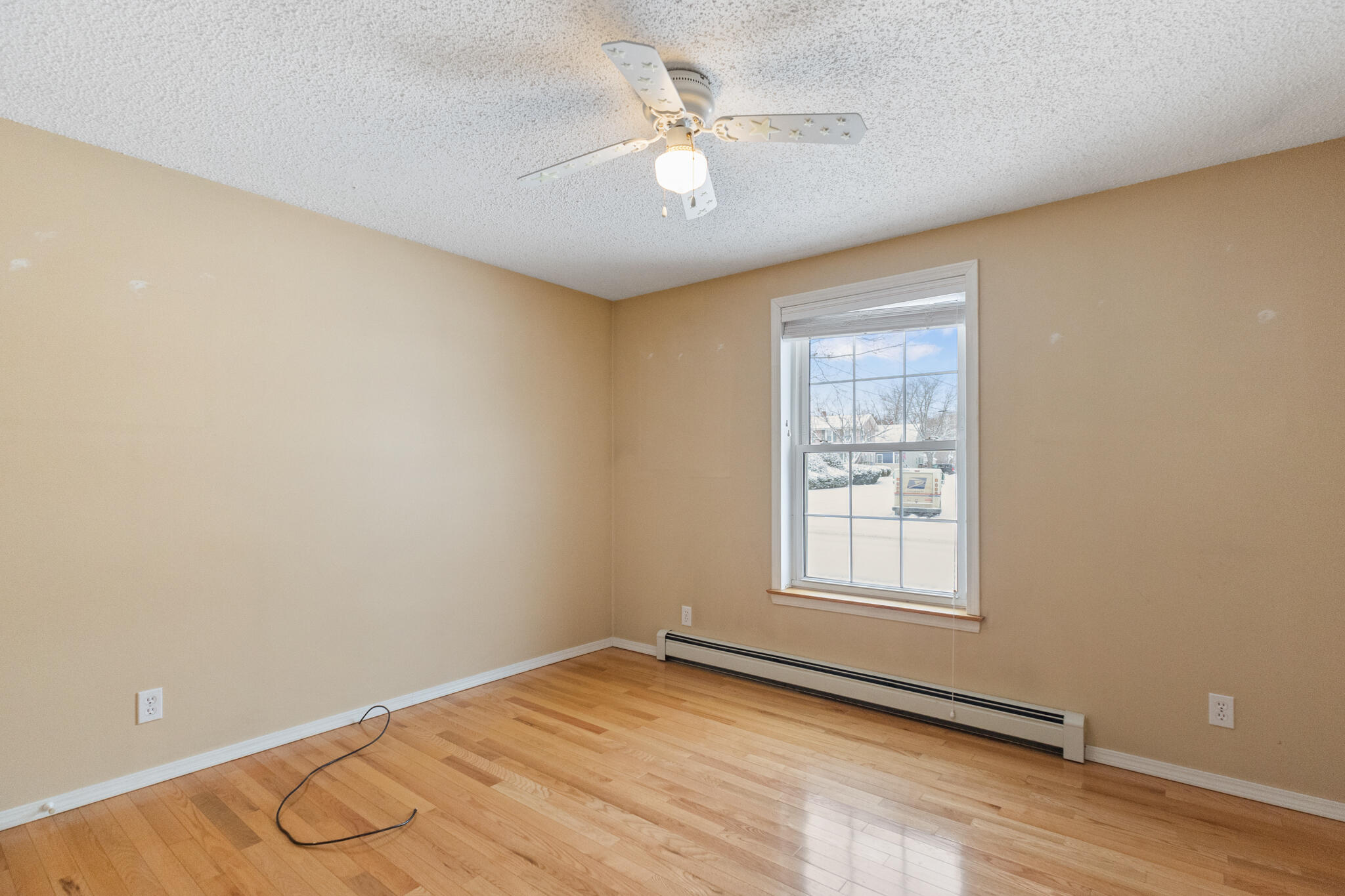 Bangor, Maine 04401, United States, 3 Bedrooms Bedrooms, ,2 BathroomsBathrooms,Residential,Pending,11791