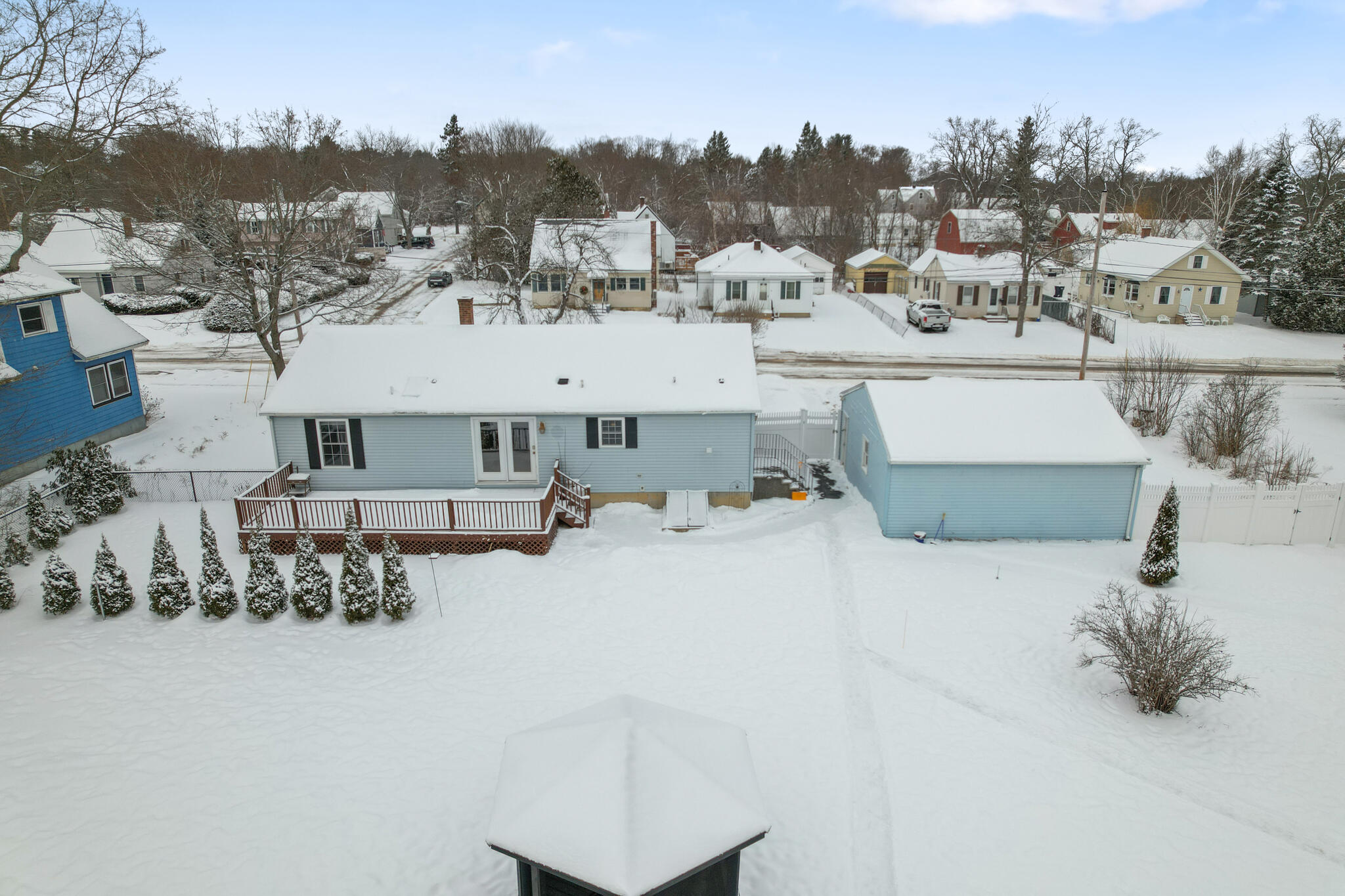 Bangor, Maine 04401, United States, 3 Bedrooms Bedrooms, ,2 BathroomsBathrooms,Residential,Pending,11791