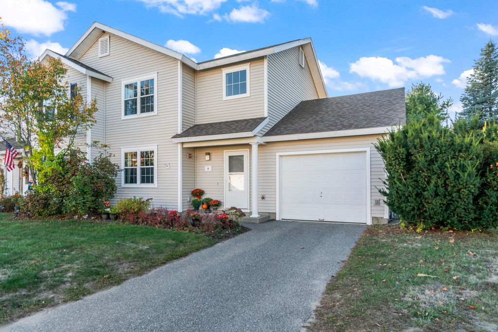 Photo of 8 Hornet Street #8, Brunswick, ME 04011 (MLS # 1640628)