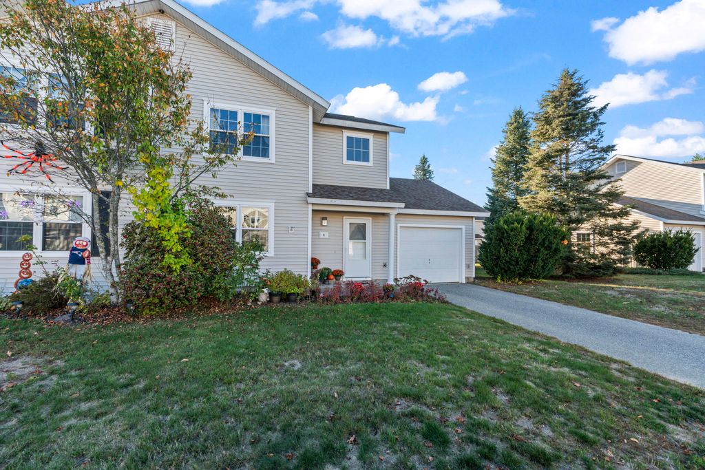 Photo of 8 Hornet Street #8, Brunswick, ME 04011 (MLS # 1640628)