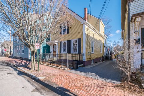 Photo of 25 Howard Street, Portland, ME 04101 (MLS # 1656069)