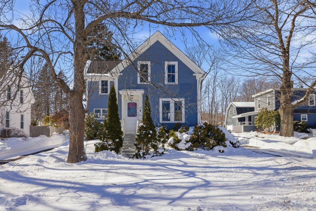 Photo of 333 Main Street, Eliot, ME 03903 (MLS # 1652790)