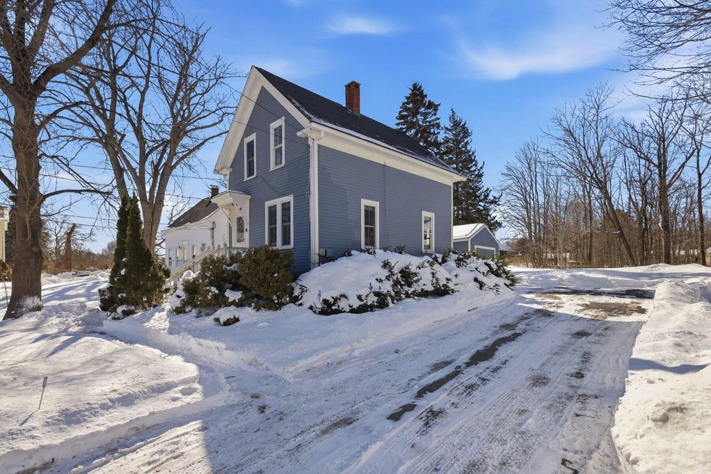 Photo of 333 Main Street, Eliot, ME 03903 (MLS # 1652790)