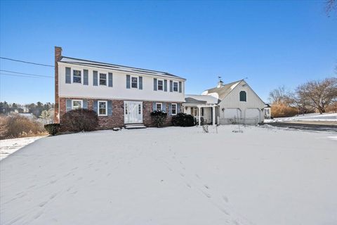 Photo of 11 Spurwink Road, Scarborough, ME 04074 (MLS # 1646295)