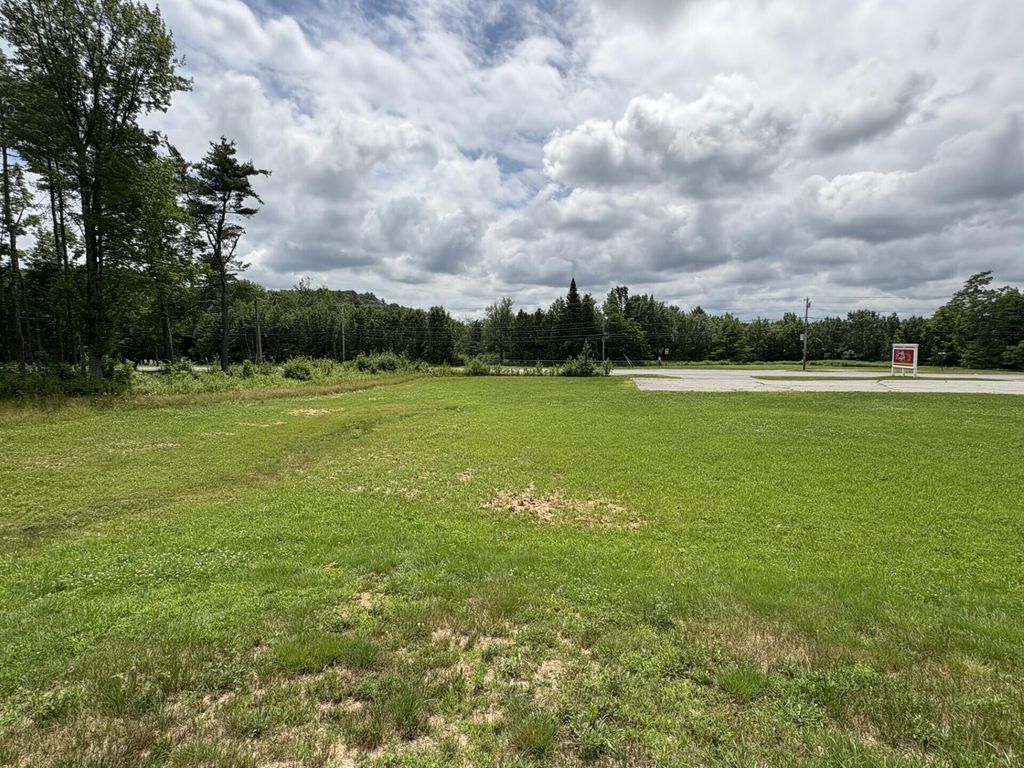 Photo of 693-B Western Avenue, Manchester, ME 04351 (MLS # 1632043)
