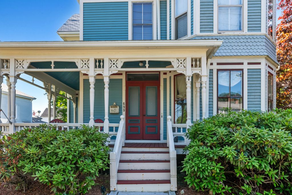 Photo of 699 High Street, Bath, ME 04530 (MLS # 1648882)