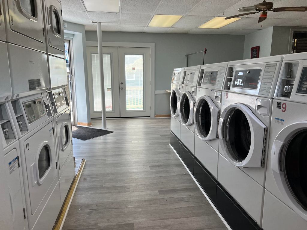 Photo of 100 Horton Street, Lewiston, ME 04240 (MLS # 1660385)