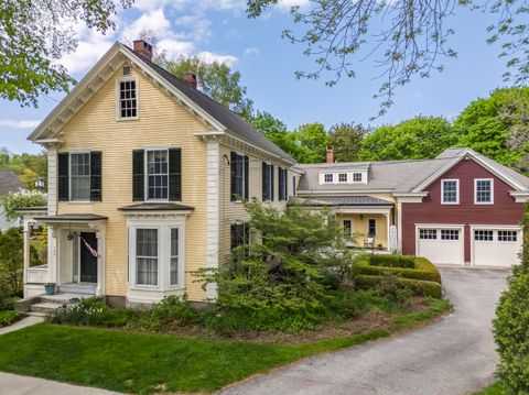 Photo of 109 Main Street, Yarmouth, ME 04096 (MLS # 1662503)