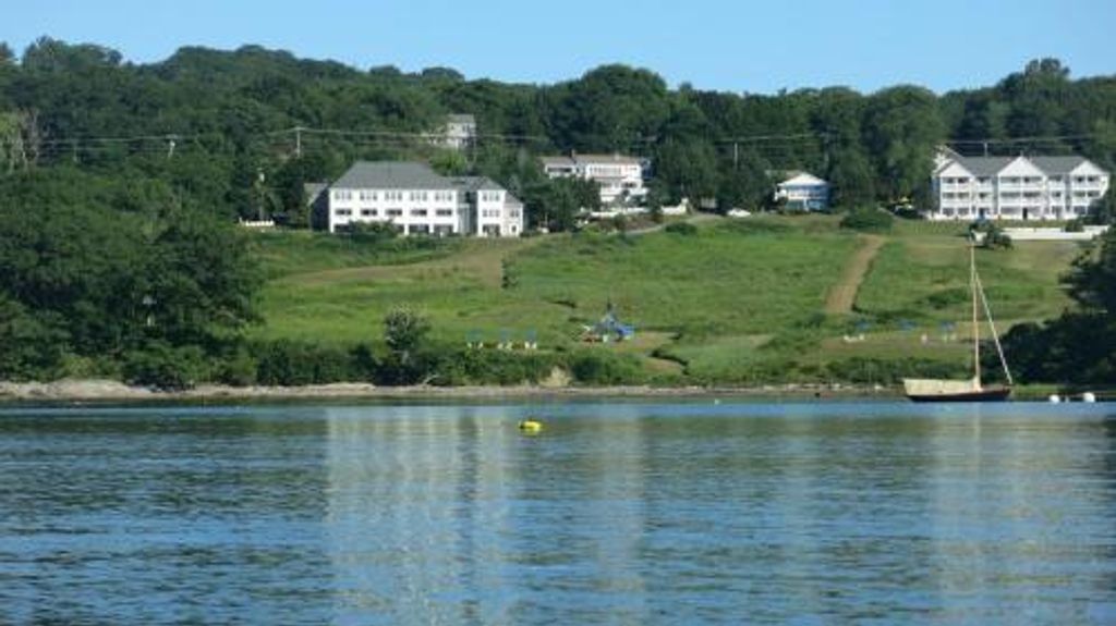 Photo of 886 Commercial Street, Rockport, ME 04856 (MLS # 1647042)