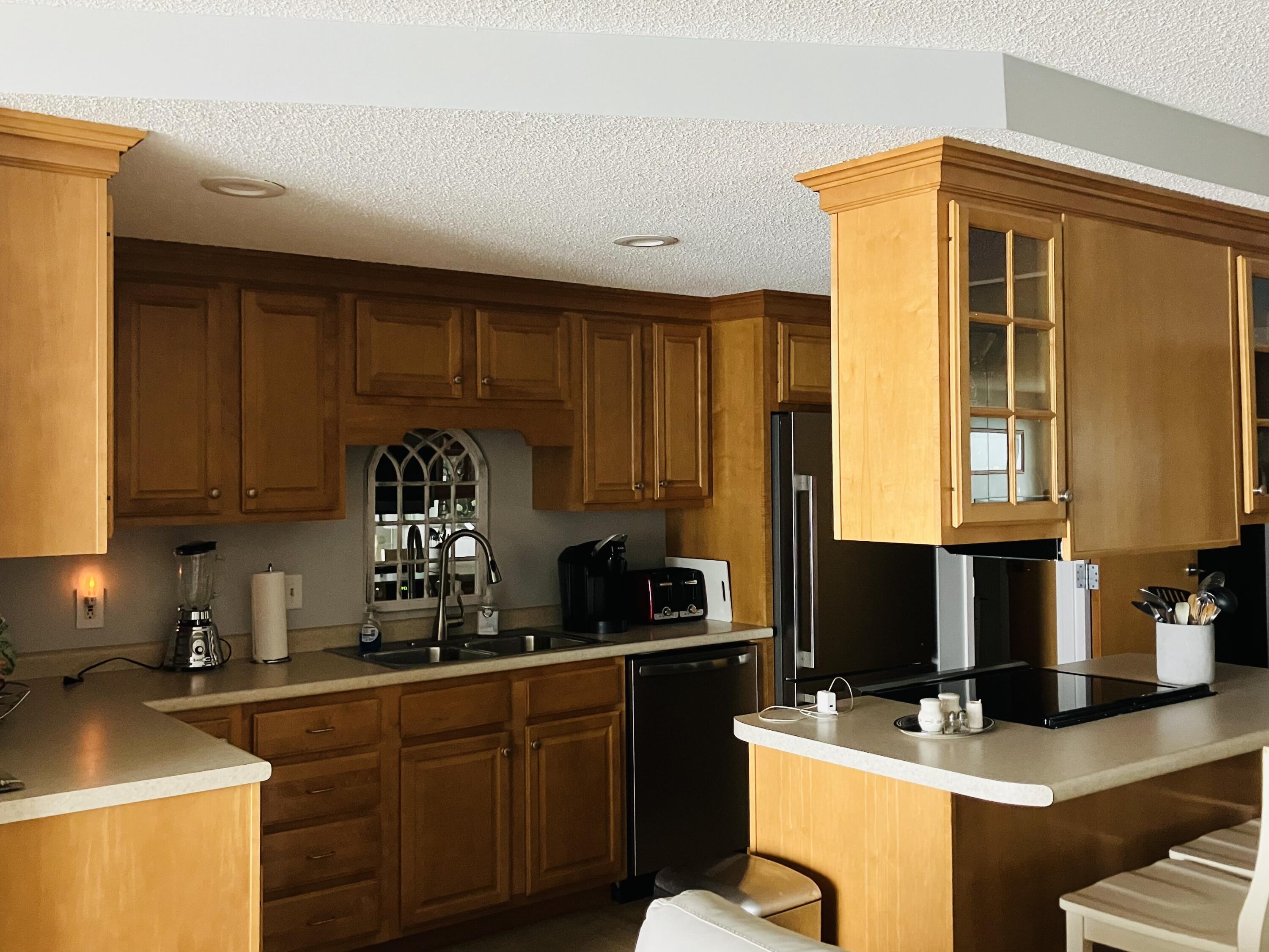 205 E Grand Avenue 7D