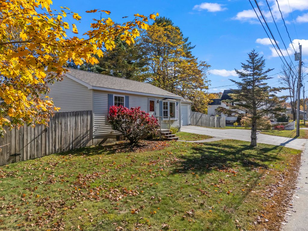 Photo of 5 Summer Street, Brunswick, ME 04011 (MLS # 1641907)
