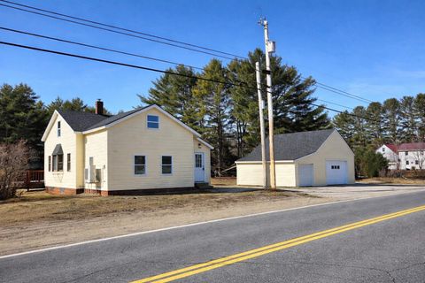 Photo of 131 Mechanic Falls Road, Oxford, ME 04270 (MLS # 1654686)