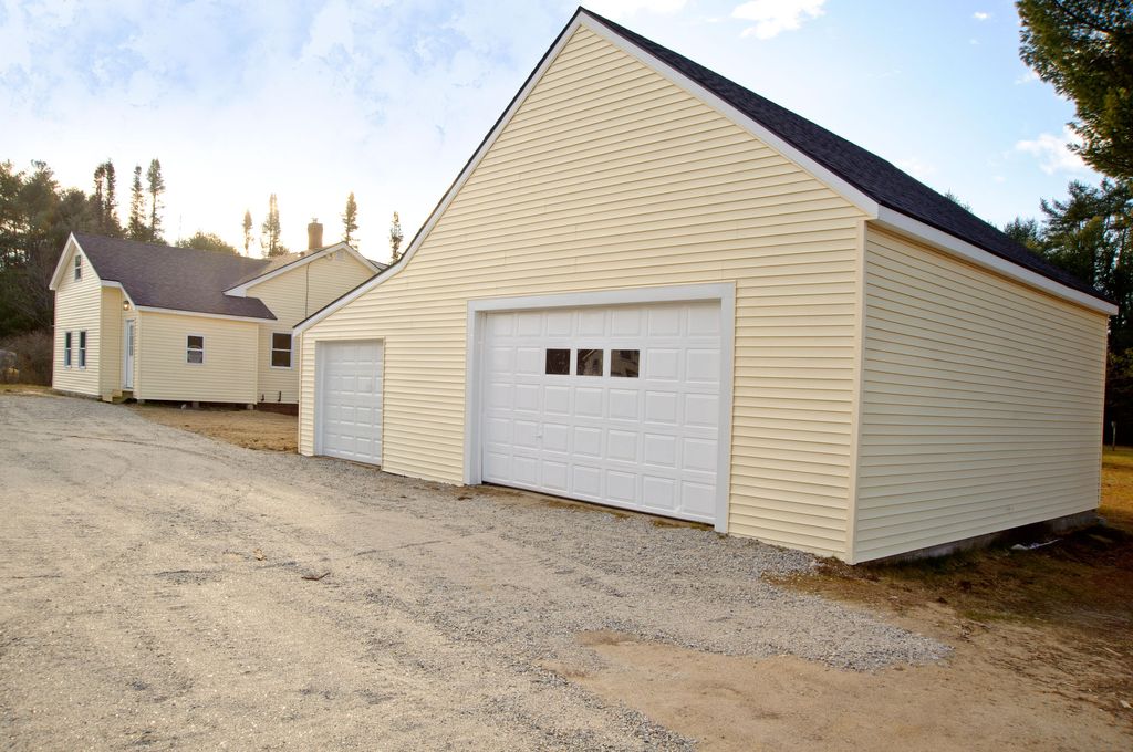 Photo of 131 Mechanic Falls Road, Oxford, ME 04270 (MLS # 1654686)