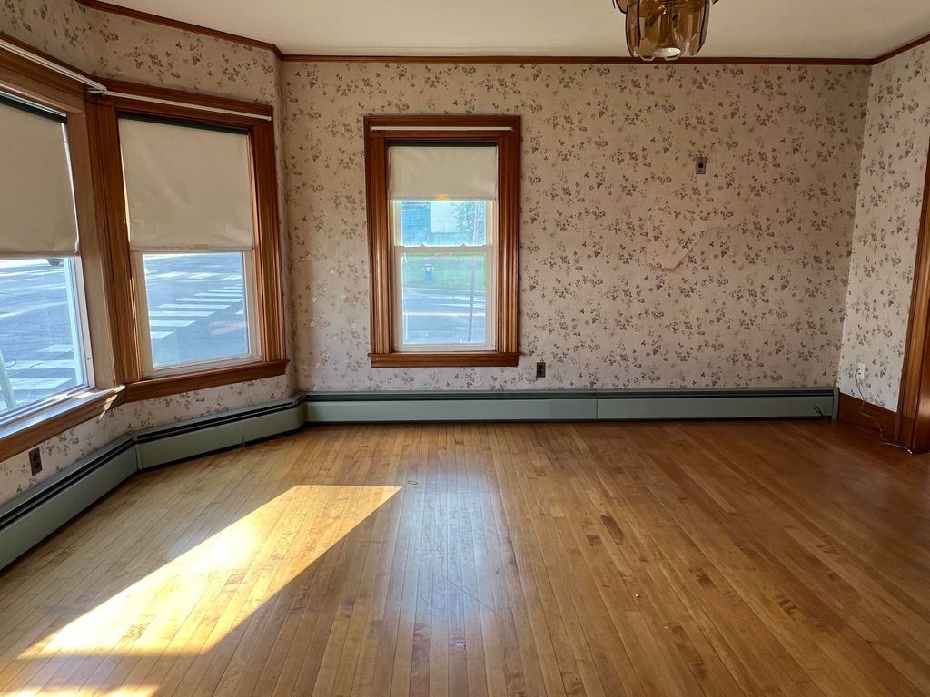Photo of 86 Lincoln Avenue, Rumford, ME 04276 (MLS # 1568387)