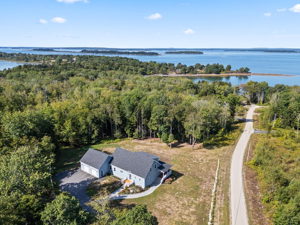 Photo of 31 Goose Ledge Road, Harpswell, ME 04079 (MLS # 1652761)