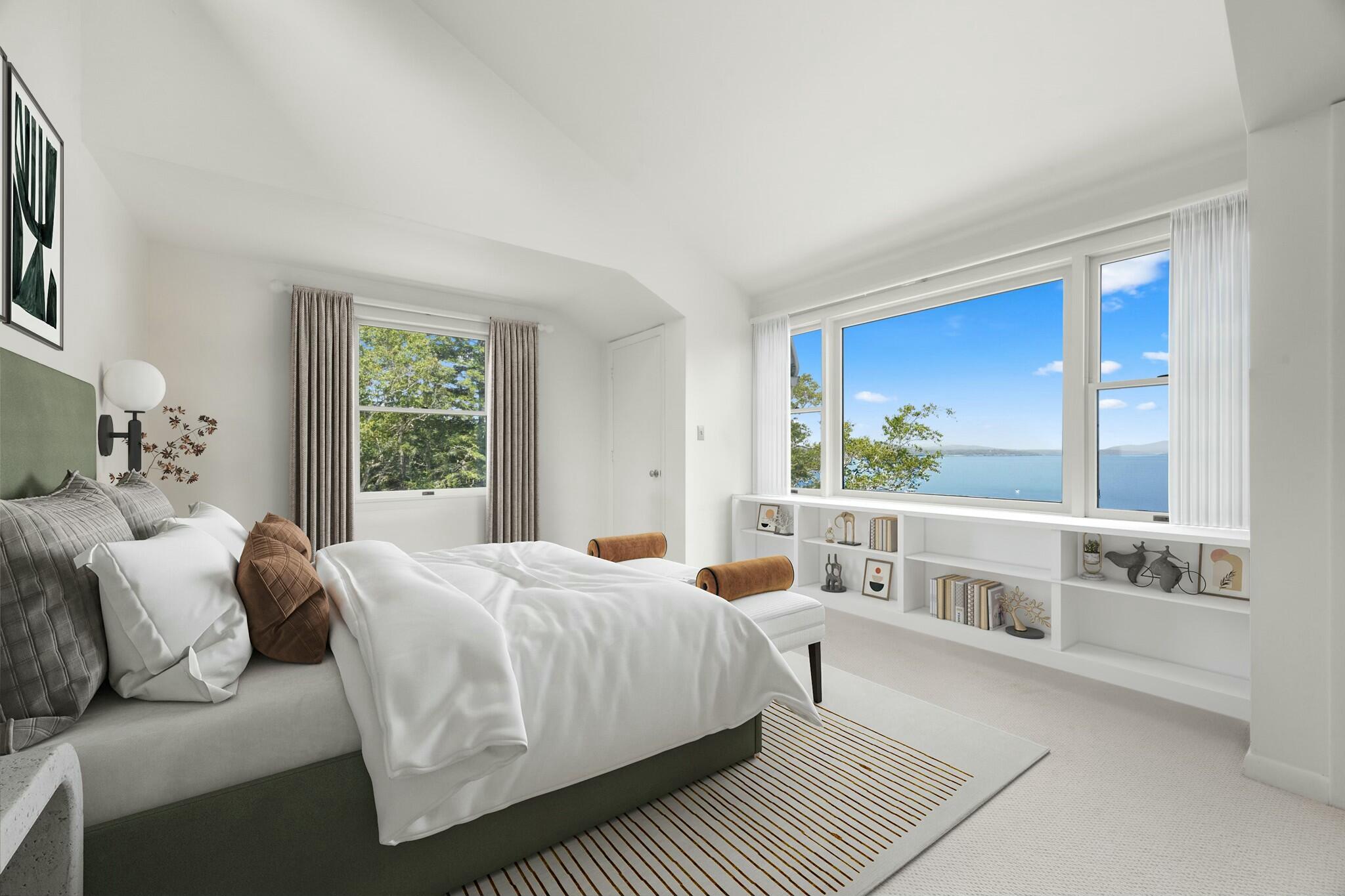 Owls Head, Maine 04854, United States, 4 Bedrooms Bedrooms, ,3 BathroomsBathrooms,Residential,Active,90276