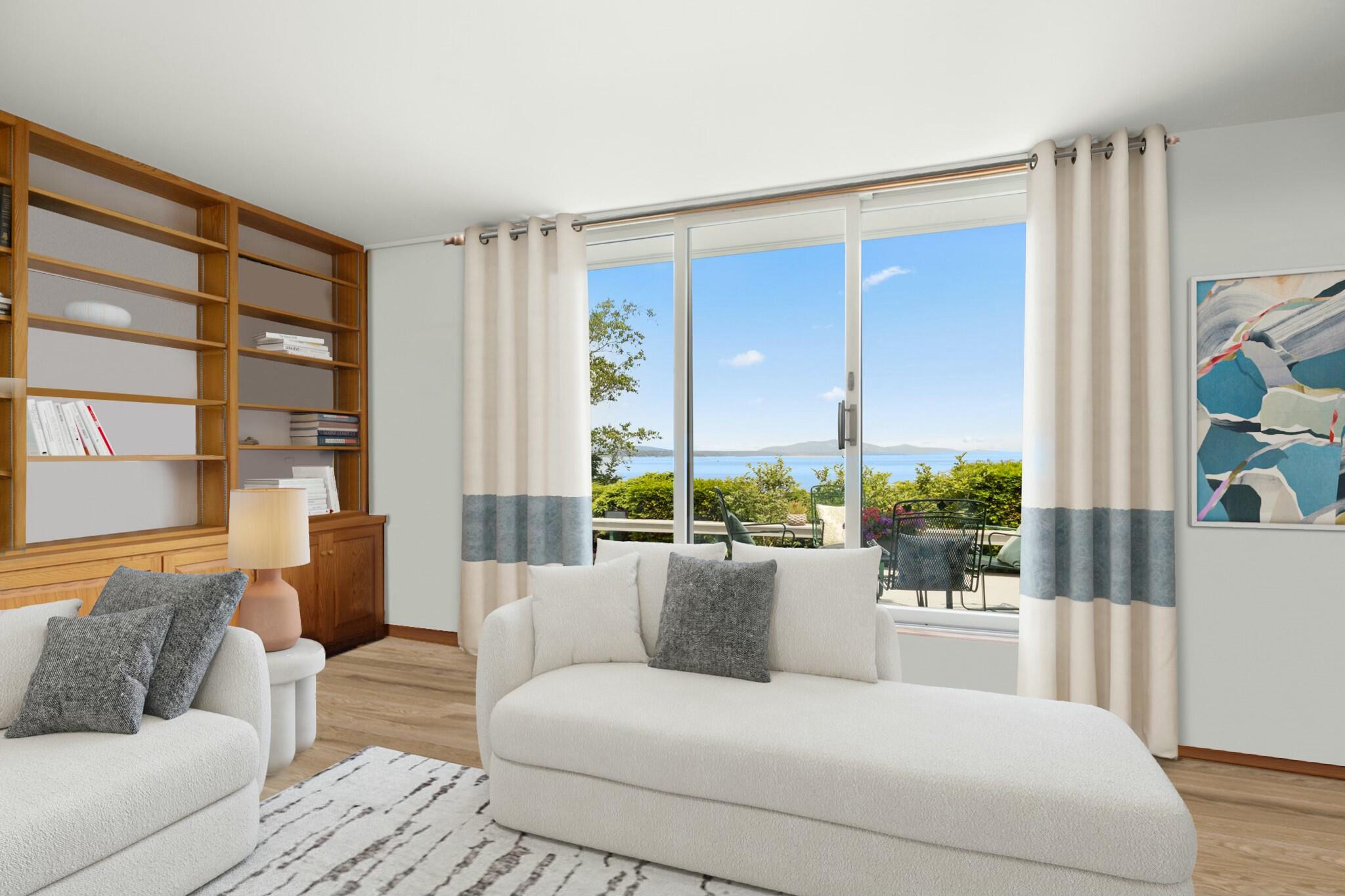 Owls Head, Maine 04854, United States, 4 Bedrooms Bedrooms, ,3 BathroomsBathrooms,Residential,Active,90276