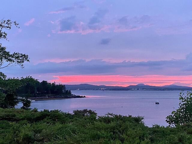 Owls Head, Maine 04854, United States, 4 Bedrooms Bedrooms, ,3 BathroomsBathrooms,Residential,Active,90276