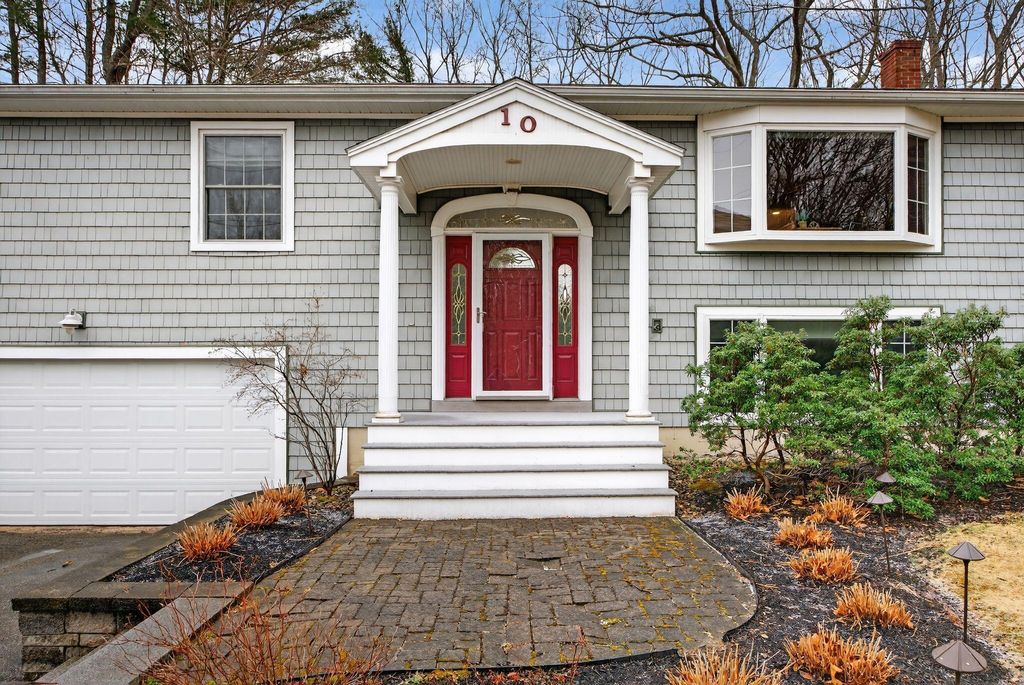 Photo of 10 Twin Island Drive, Biddeford, ME 04005 (MLS # 1656383)