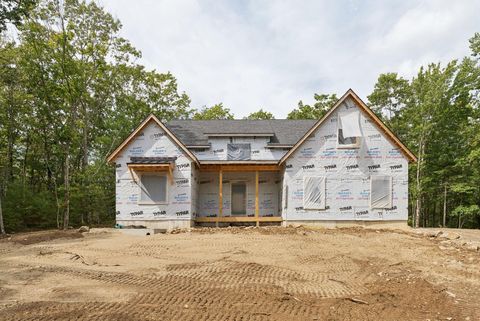 Photo of 36 Roberts Lane, Kennebunkport, ME 04046 (MLS # 1637193)