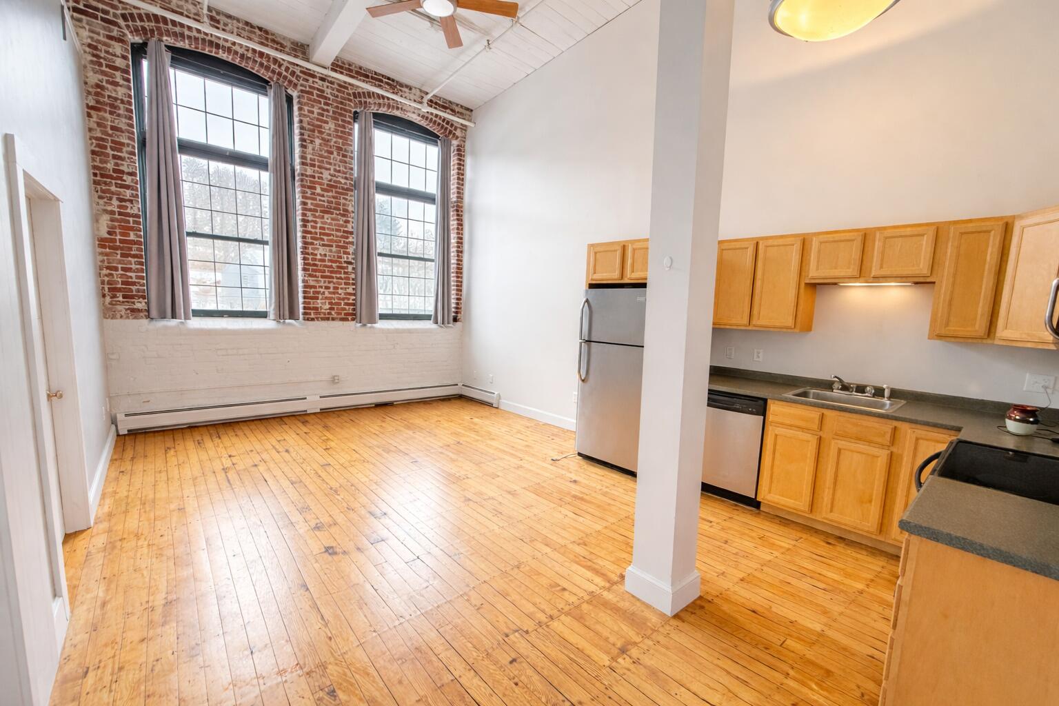 30 Lincoln Street 213