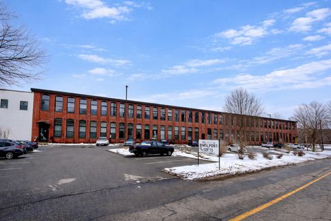 30 Lincoln Street 213 Westbrook ME 04092