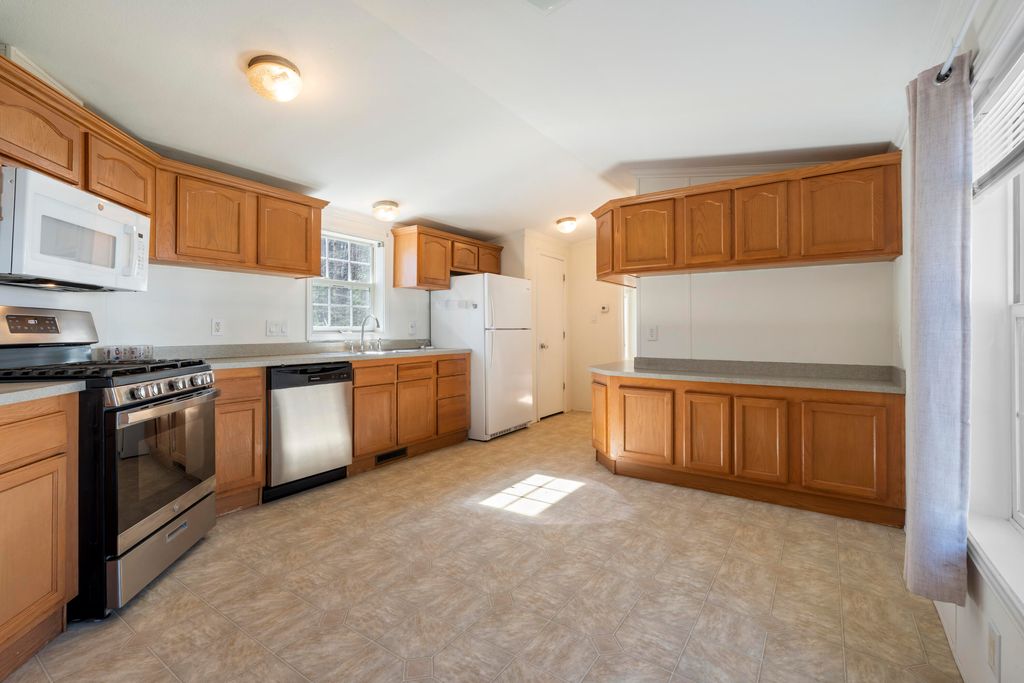 Photo of 21 Imperial Drive, Eliot, ME 03903 (MLS # 1657188)
