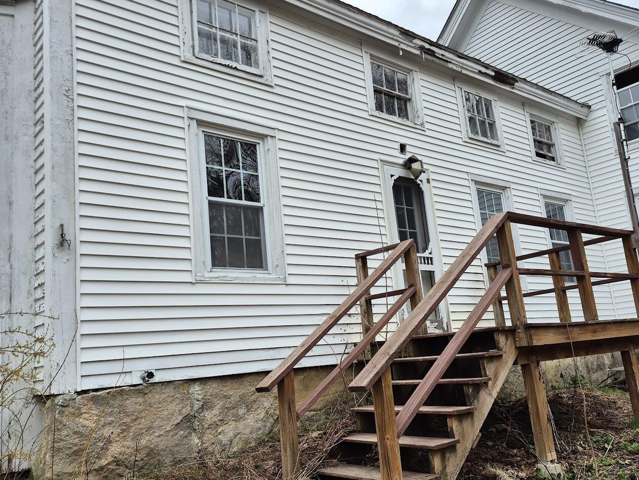 42 Flood Avenue