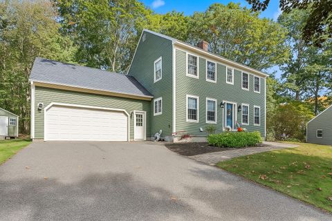Photo of 118 Pineloch Drive, Portland, ME 04103 (MLS # 1639424)