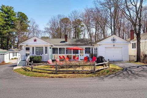 Photo of 488 Main Street #9, Ogunquit, ME 03907 (MLS # 1658123)