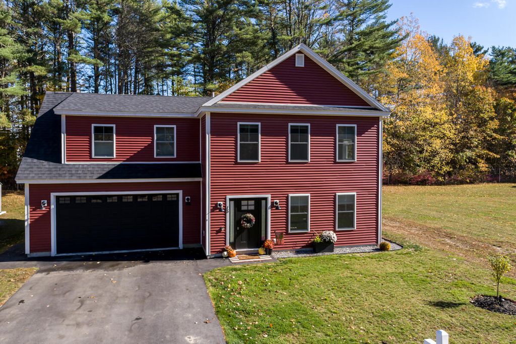 Photo of 15 Neptune Drive, Brunswick, ME 04011 (MLS # 1641835)