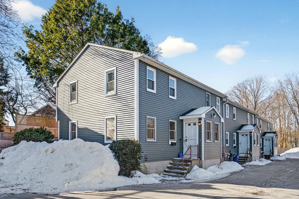Photo of 317 Preble Street #1, South Portland, ME 04106 (MLS # 1651554)
