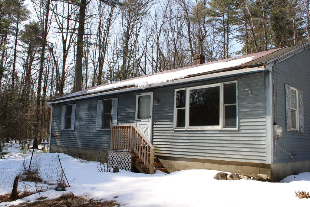 Photo of 29 Kennedy Drive, Waterboro, ME 04061 (MLS # 1655376)