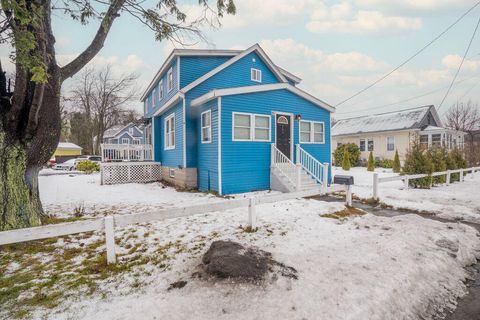 Photo of 265 Lincoln Street, South Portland, ME 04106 (MLS # 1647414)