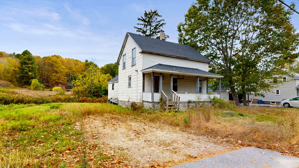 Photo of 529 Riverside Drive, Auburn, ME 04210 (MLS # 1640992)