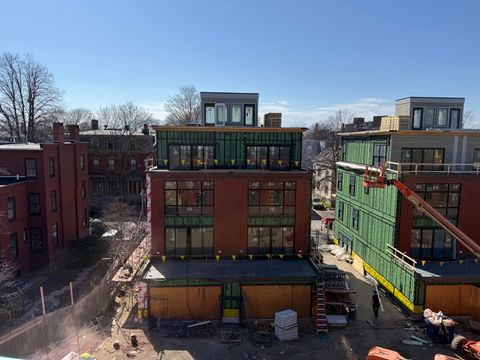 Photo of 55 Carleton Street #B, Portland, ME 04102 (MLS # 1644556)