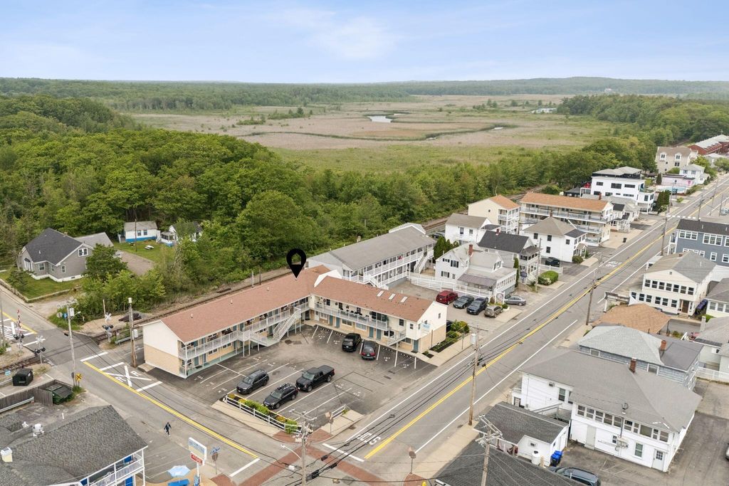 Photo of 78 E Grand Avenue #210, Old Orchard Beach, ME 04064 (MLS # 1657083)