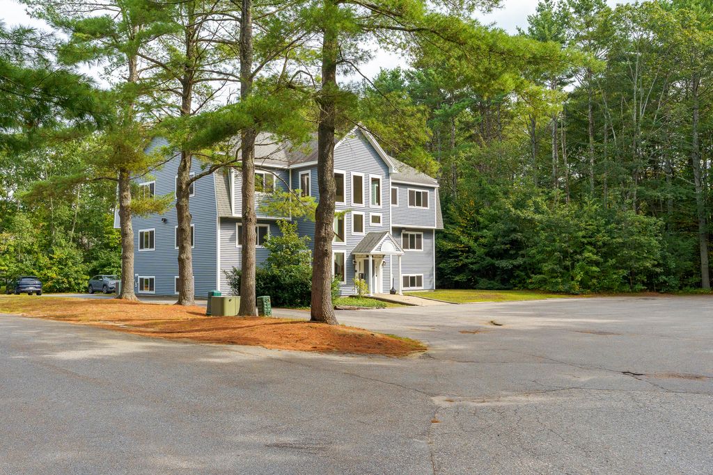 Photo of 22 Parkers Way, Brunswick, ME 04011 (MLS # 1638307)