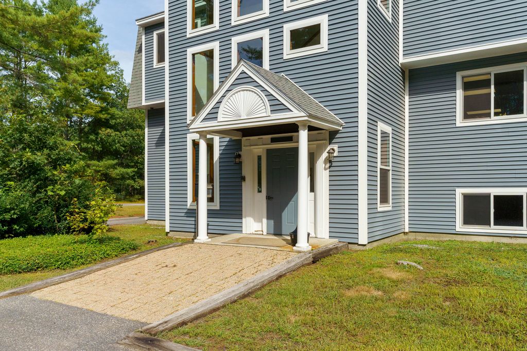 Photo of 22 Parkers Way, Brunswick, ME 04011 (MLS # 1638307)