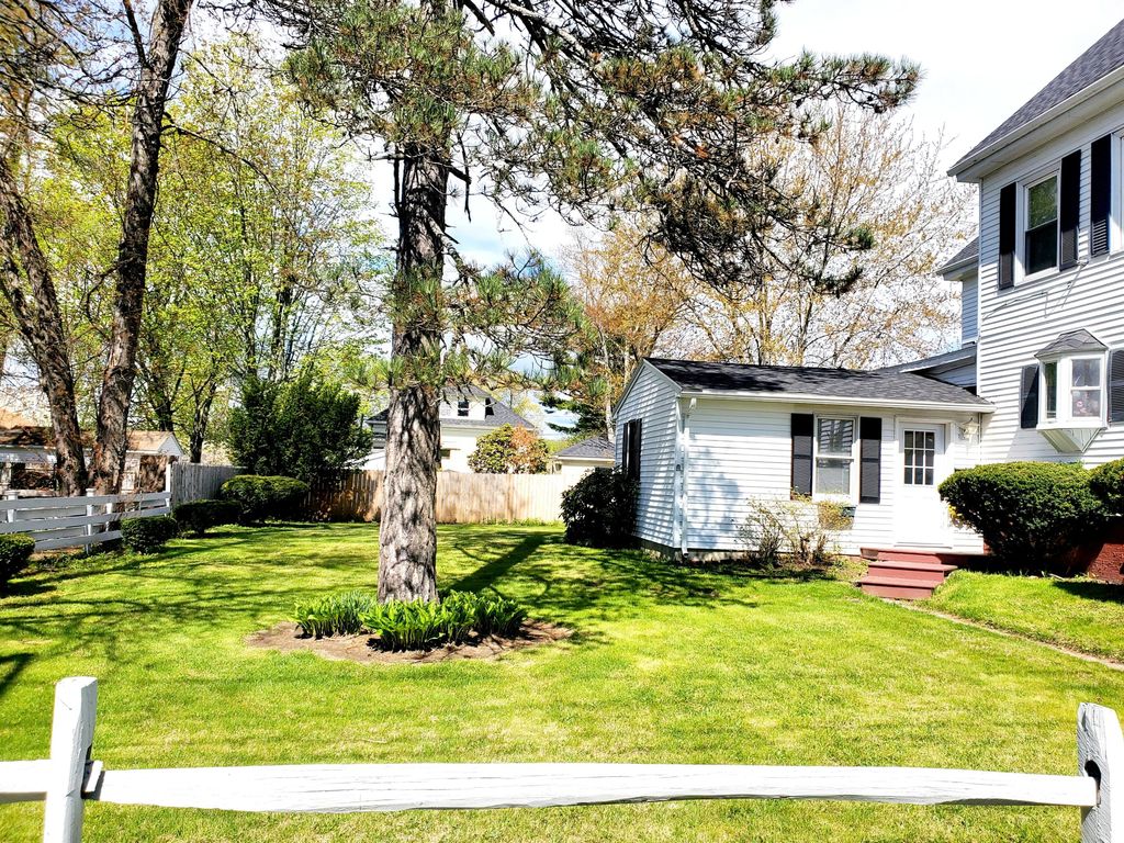 Photo of 14 Devon Street, Portland, ME 04102 (MLS # 1661185)