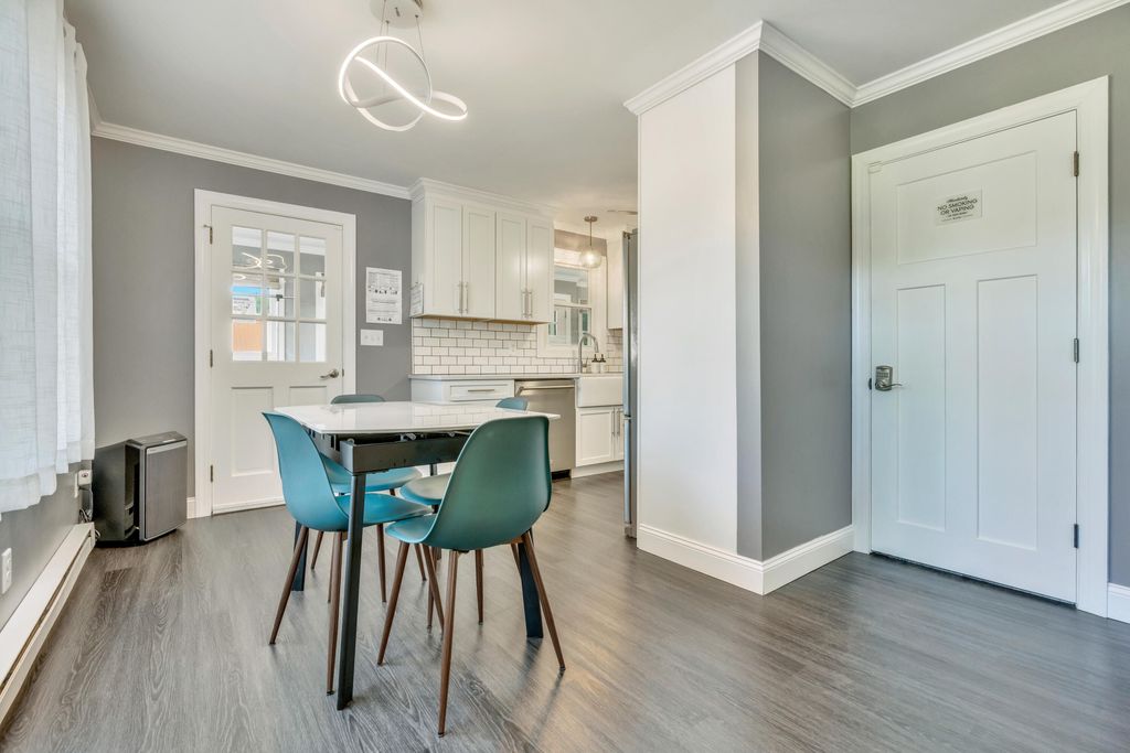 Photo of 31 Leavitt Avenue, Lewiston, ME 04240 (MLS # 1640298)
