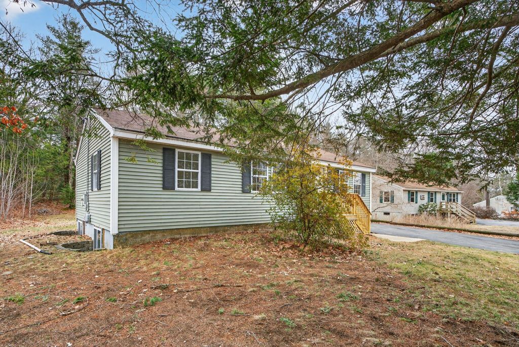 Photo of 87 Sherburne Street, Sanford, ME 04083 (MLS # 1656480)