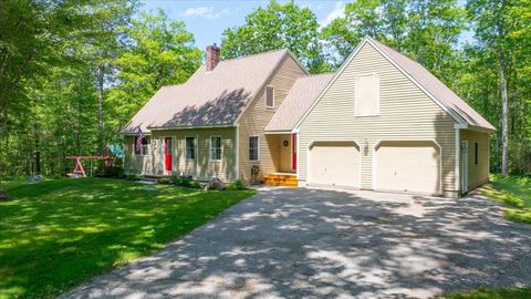 Photo of 15 May Meadow Drive, Gray, ME 04039 (MLS # 1641950) Photo of 15 May Meadow Drive, Gray, ME 04039 (MLS # 1641950)