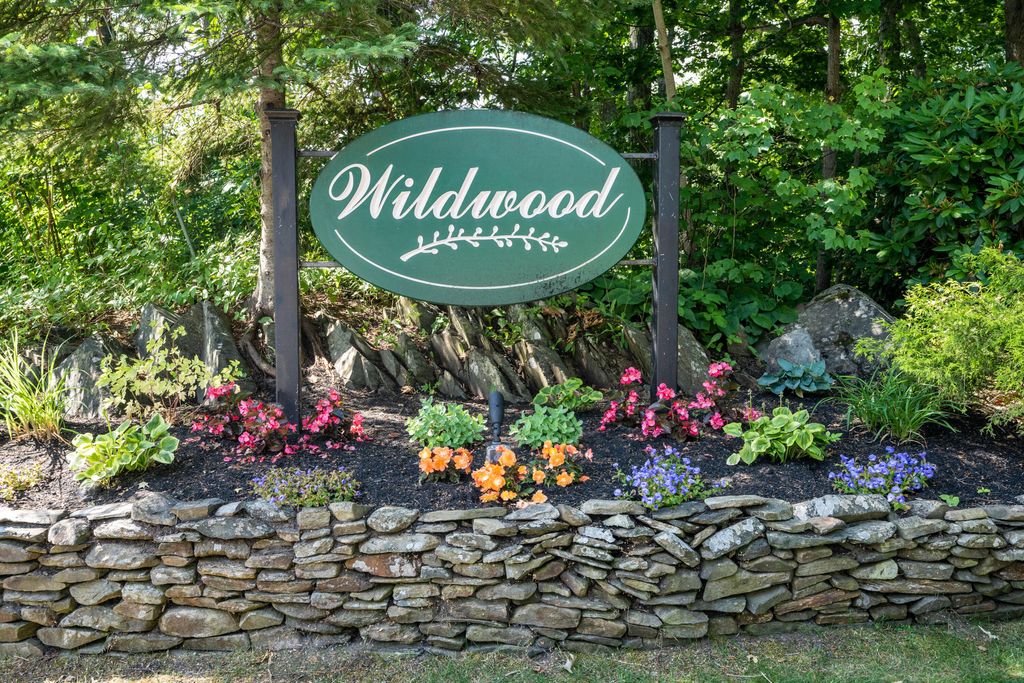 Photo of 39 Wildwood Drive #39, Cape Elizabeth, ME 04107 (MLS # 1652894)