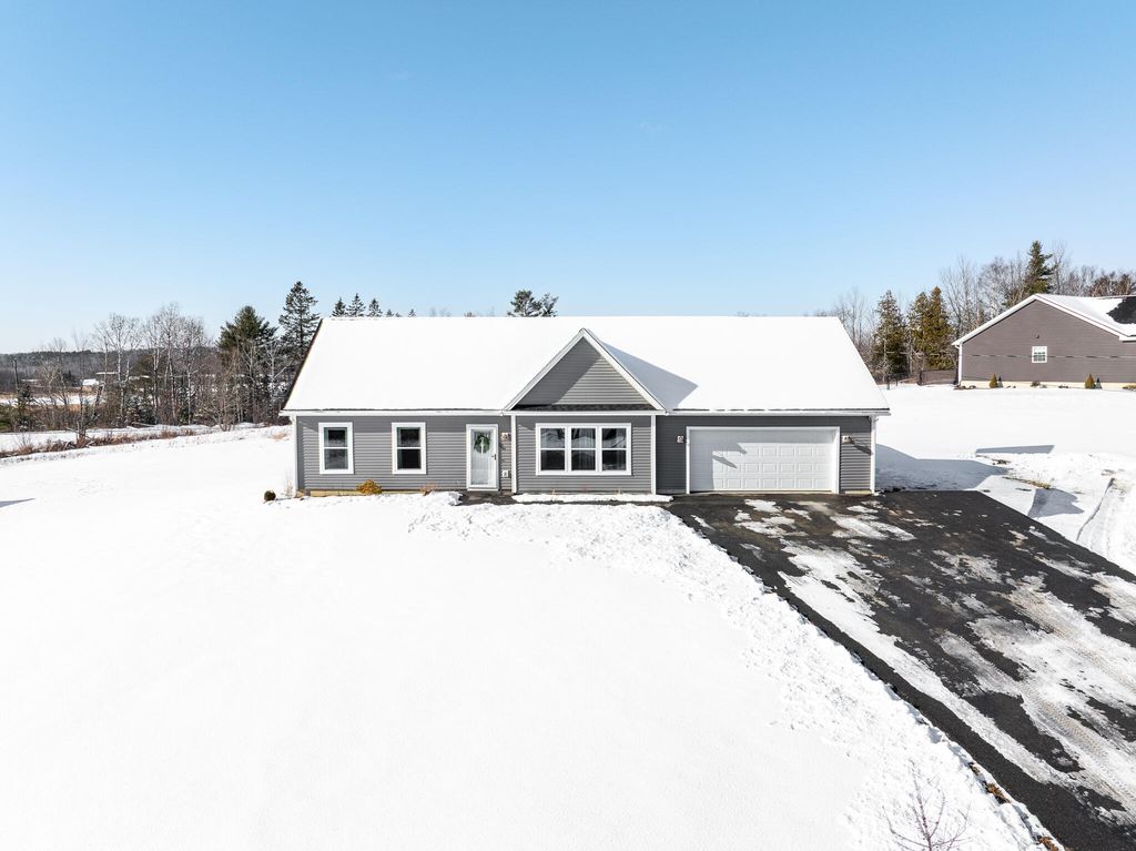 Photo of 26 Knoll Crest Drive, Bangor, ME 04401 (MLS # 1650807)