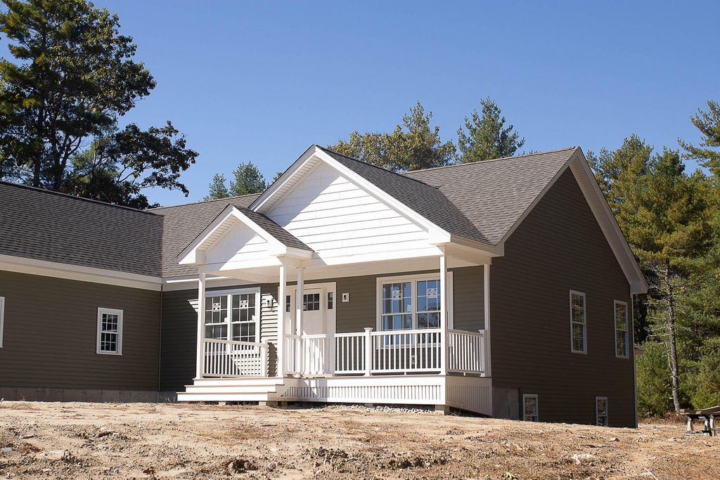 Photo of 16 Hunters Haven Dr, Standish, ME 04084 (MLS # 1651886)