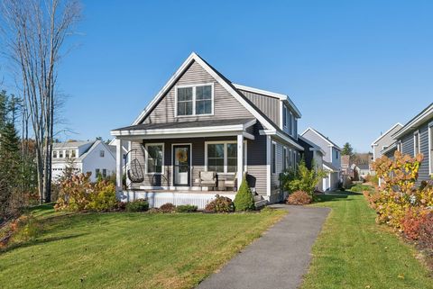Photo of 9 Pacer Way, Scarborough, ME 04074 (MLS # 1642211)