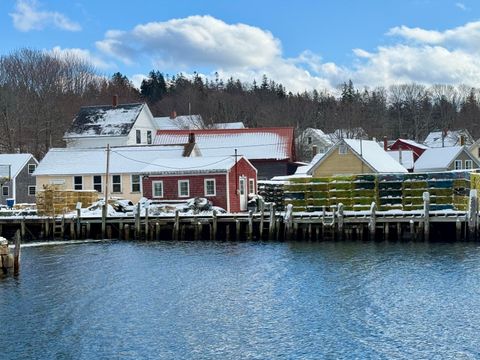 Photo of 13B Clamshell Alley, Vinalhaven, ME 04863 (MLS # 1650076)
