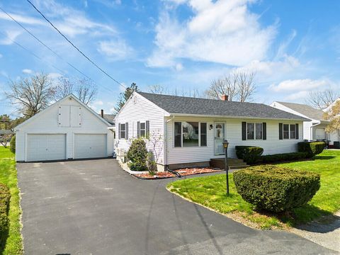 Photo of 22 Mayflower Road, Augusta, ME 04330 (MLS # 1662040)