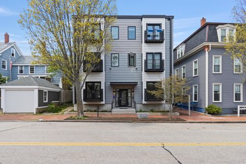 Photo of 5 Cumberland Avenue #3, Portland, ME 04101 (MLS # 1663685)